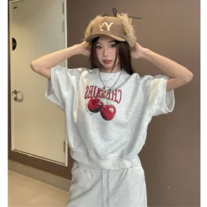 Alternative view of Áo Thun Dáng Boxy Xu Min Min - Chất Liệu Nỉ 2 Da Trendy Phong Cách Thời Trang Nữ Màu Xám Tiêu In Hình Nhiều Phân Loại